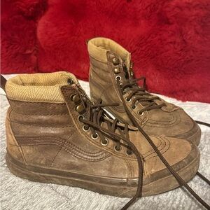 Brown High-Top vans Sneakers